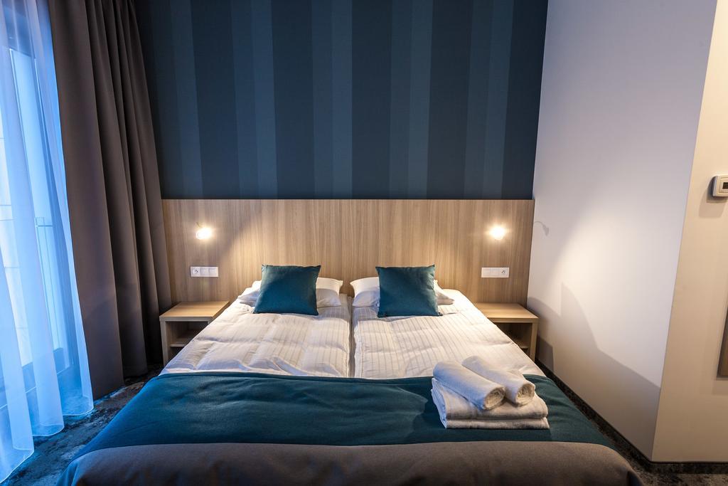 Hotel Zatoka Гданьск Номер фото