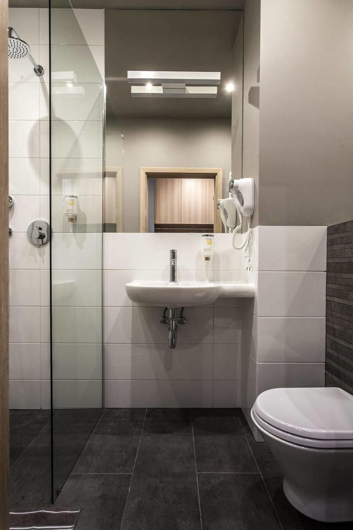 Hotel Zatoka Гданьск Экстерьер фото